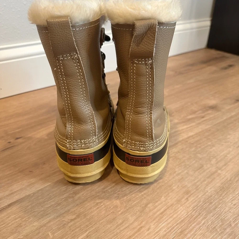 Sorel‎ Caribou Snow Boots Women 9 Tan Leather Waterproof Winter Duck Boots VTG